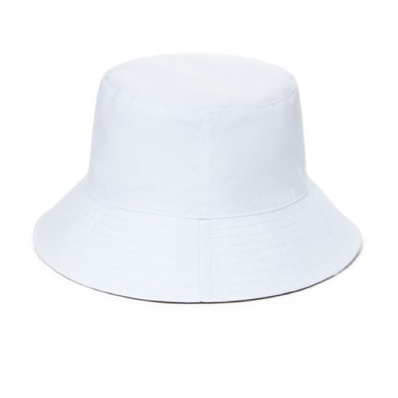 Alice and Olivia by Stacey Bender reversible bucket hat. NWT. - Picture 2 of 3